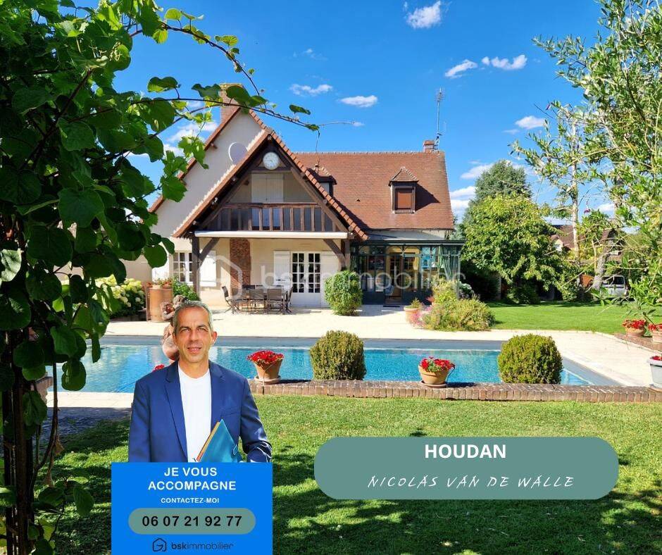 Maison 10 pièces 213 m² · à Houdan · 213 m² · 795 000 €