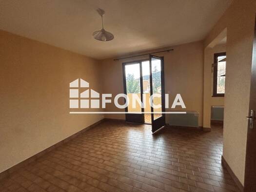 Appartement à louer 395 € 1 pièce 27,5 m² RDC dès le 13/04/2026 Les Dourbes Digne-les-Bains 04000