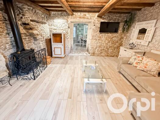 Maison à louer 820 € 3 pièces 2 chambres 86,6 m² Gres de Tousilles Bollène 84500