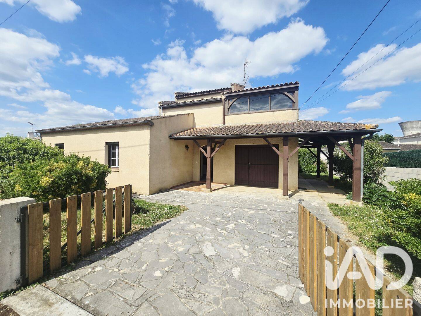 Maison 5 pièces 131 m² · à Montayral · 131 m² · 900 €/mois