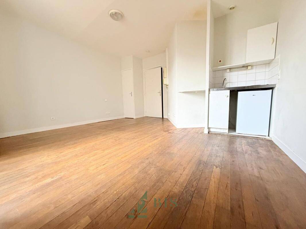 Appartement 1 pièce 26 m² · à Roanne · 26 m² · 290 €