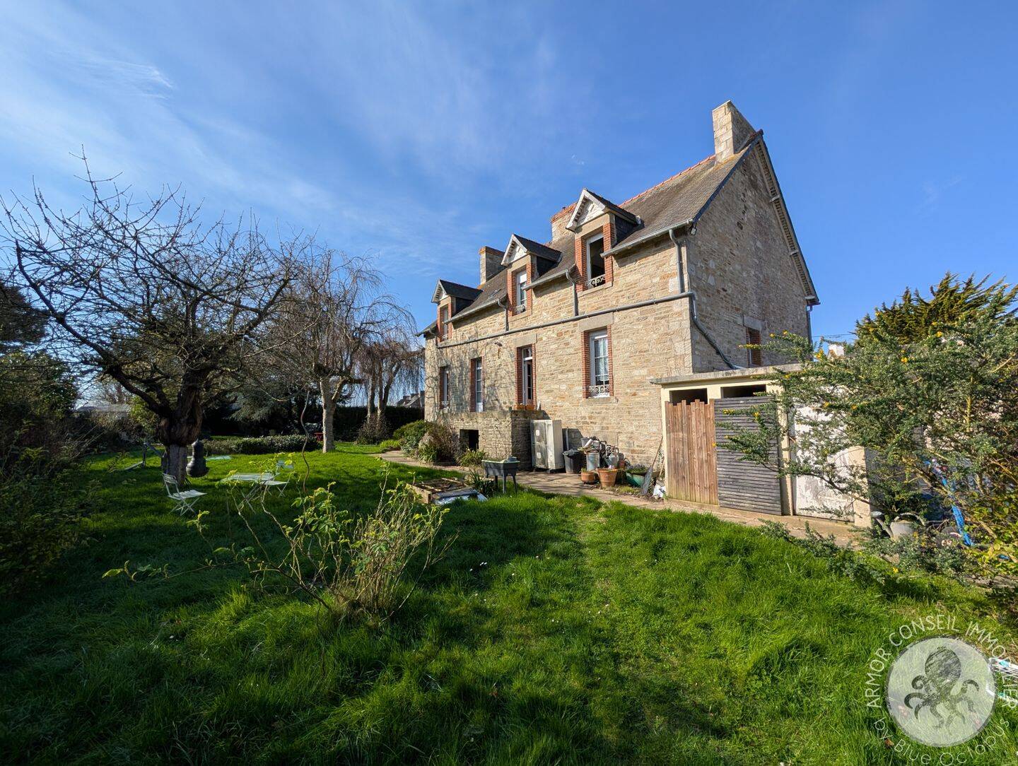Maison 8 pièces 229 m² · à Saint-Cast-le-Guildo · 228,5 m² · 749 700 €