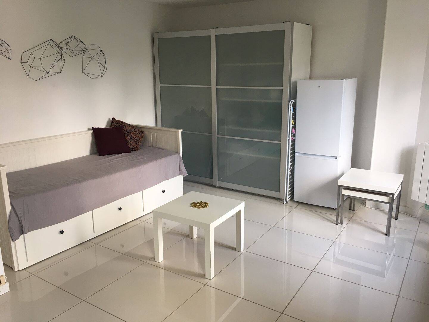 Appartement 1 pièce 21 m² · à Courbevoie · 20,7 m² · 790 €