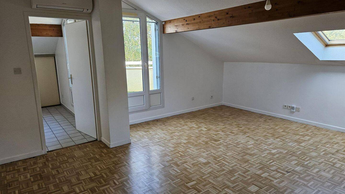 Appartement 2 pièces 53 m² · à Meximieux · 53 m² · 680 €