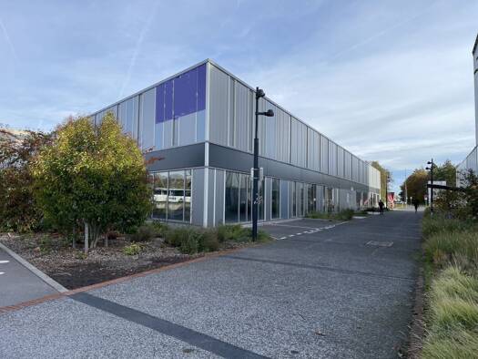 Espace bureau à louer 6 673 € 942 m² de bureaux divisible de 160 m² à 942 m² Famars 59300