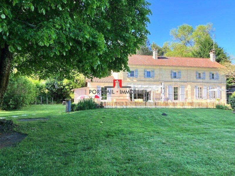 Maison 7 pièces 189 m² · à Saint-André-de-Cubzac · 189 m² · 399 000 €