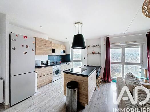 Appartement à vendre 122 000 € 2 pièces 1 chambre 47 m² Étage 3/3 Ville Basse-Centre Montereau-Fault-Yonne 77130