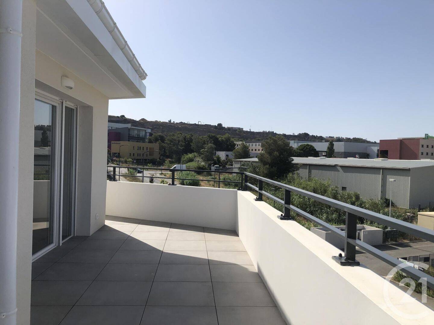 Appartement 3 pièces 61 m² · à Vitrolles · 60,7 m² · 969 €