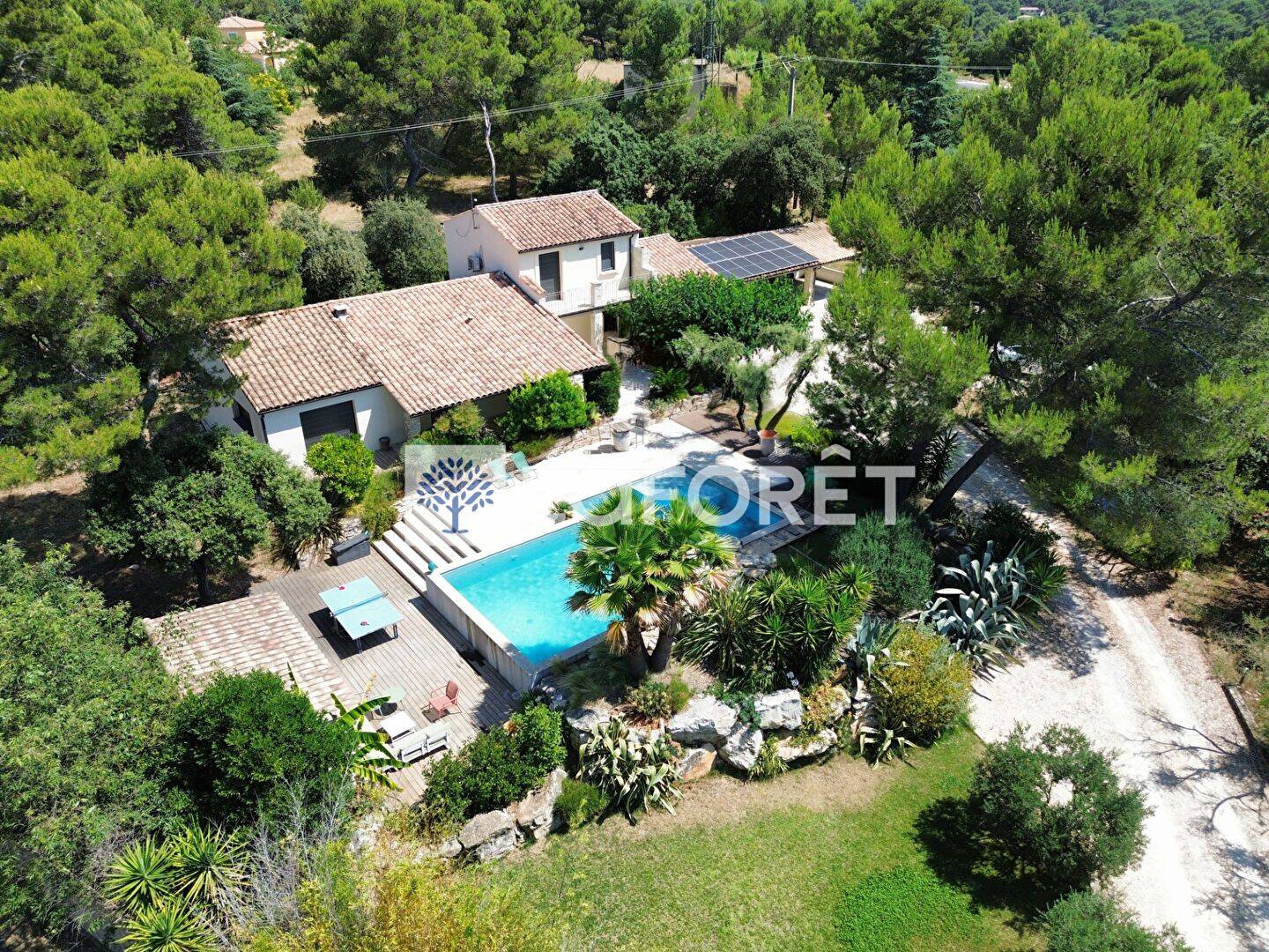 Maison 6 pièces 165 m² · à Nîmes · 165 m² · 510 000 €