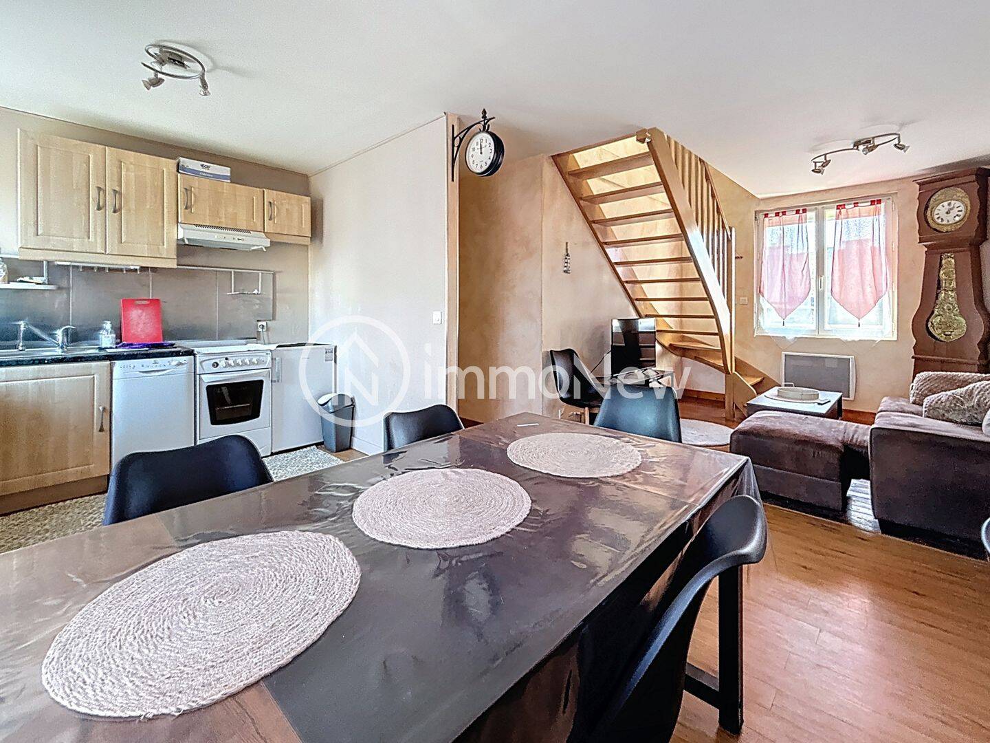 Maison 6 pièces 97 m² · à Carolles · 97 m² · 293 500 €