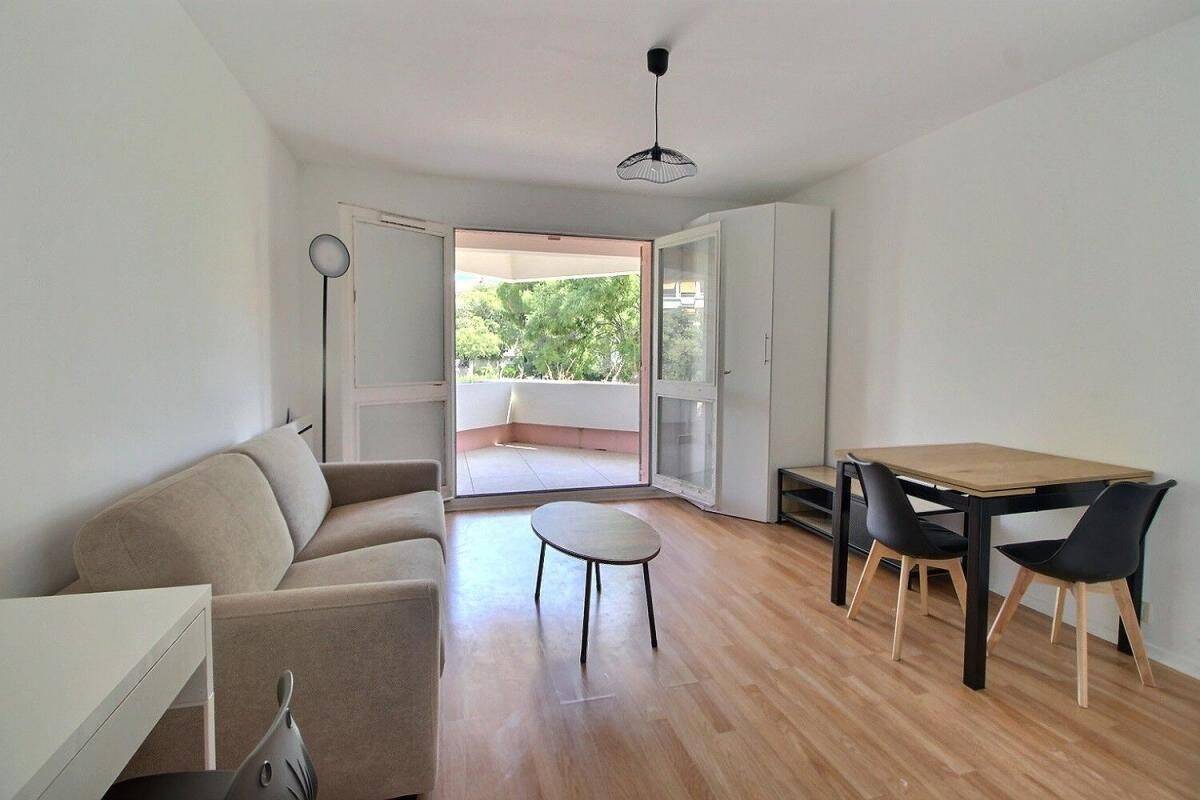 Appartement 1 pièce 22 m² · à Marseille 8ème Arrondissement · 22 m² · 640 €