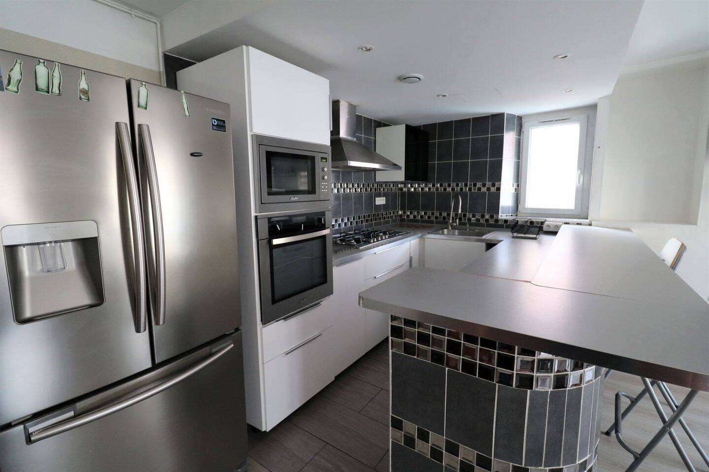 Appartement 3 pièces 64 m² · à Paris 10ème Arrondissement · 64,3 m² · 1 970 €