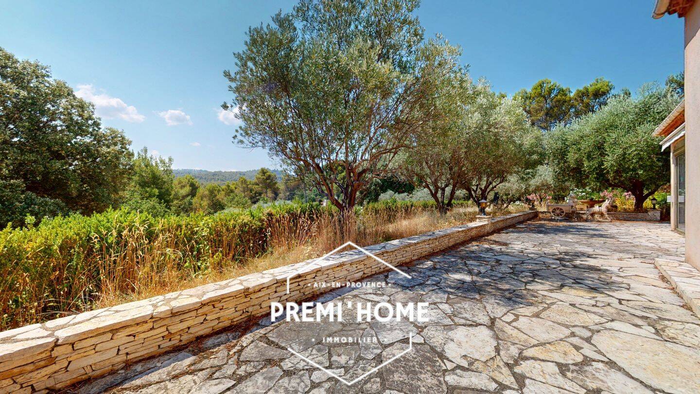 Maison 6 pièces 151 m² · à Peyrolles-en-Provence · 151 m² · 577 000 €