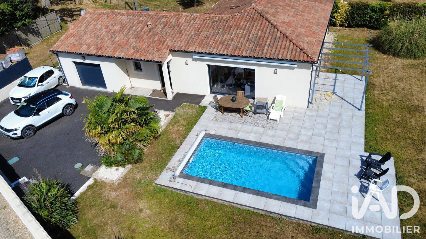 Maison 4 pièces 113 m² · à Vivonne · 113 m² · 275 000 €