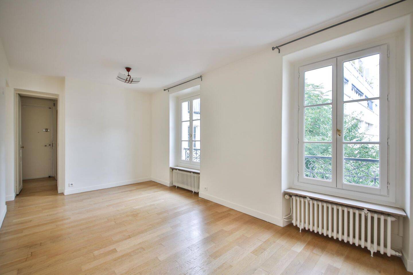 Appartement 3 pièces 49 m² · à Paris 14ème Arrondissement · 48,6 m² · 1 445 €