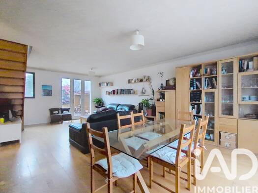 Maison à vendre 670 000 € 7 pièces 4 chambres 140 m² 458 m² de terrain Les Joncs Marins-Croix d'Eau Le Perreux-sur-Marne 94170