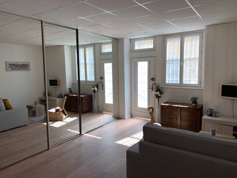 Appartement 1 pièce 35 m² · à Marseille 6ème Arrondissement · 35 m² · 680 €