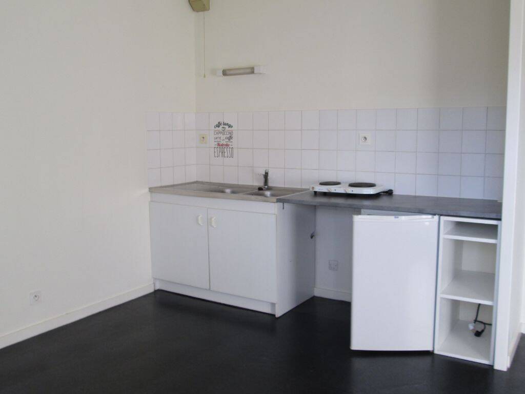 Appartement 1 pièce 26 m² · à Cholet · 25,6 m² · 376 €/mois