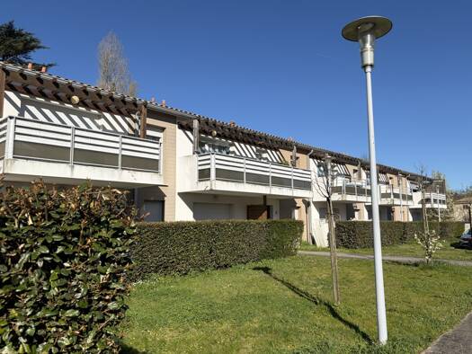 Appartement à vendre 179 000 € 3 pièces 2 chambres 61 m² Étage 1/1 Artigues-près-Bordeaux 33370