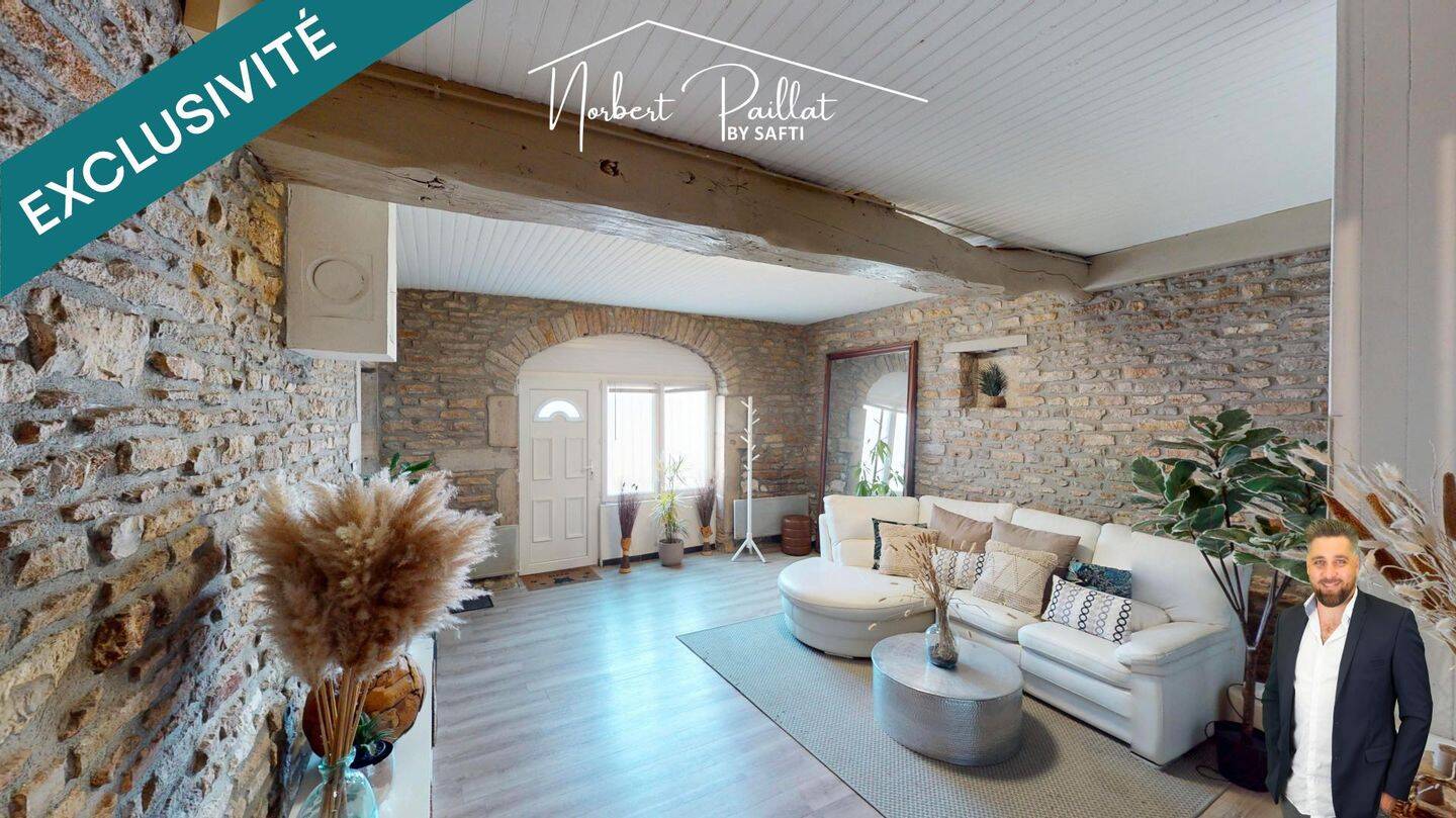 Maison 7 pièces 155 m² · à La Roche-Vineuse · 155 m² · 210 000 €