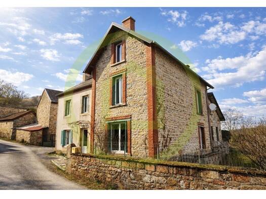 Maison à vendre 169 000 € 8 pièces 7 chambres 160 m² 13 182 m² de terrain Sannat 23110