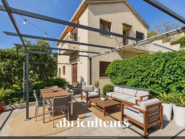 Appartement à vendre 659 900 € 6 pièces 4 chambres 93 m² Étage 1/1 Croix des Gardes Cannes 06150