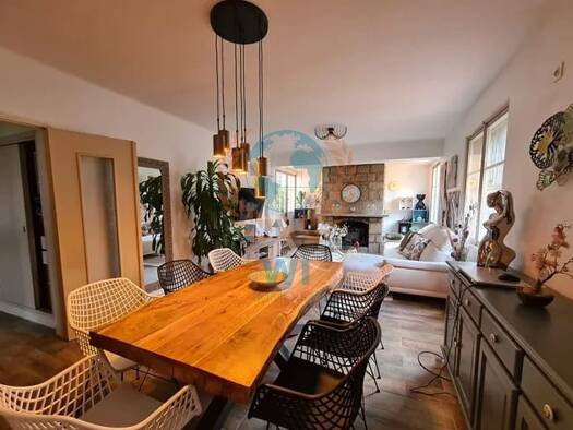 Maison à vendre 325 000 € 4 pièces 3 chambres 117 m² 495 m² de terrain Les Arcs 83460