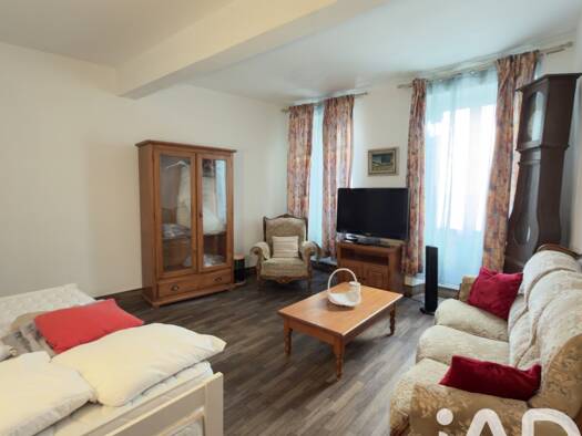 Maison à vendre 158 000 € 13 pièces 6 chambres 220 m² Couiza 11190