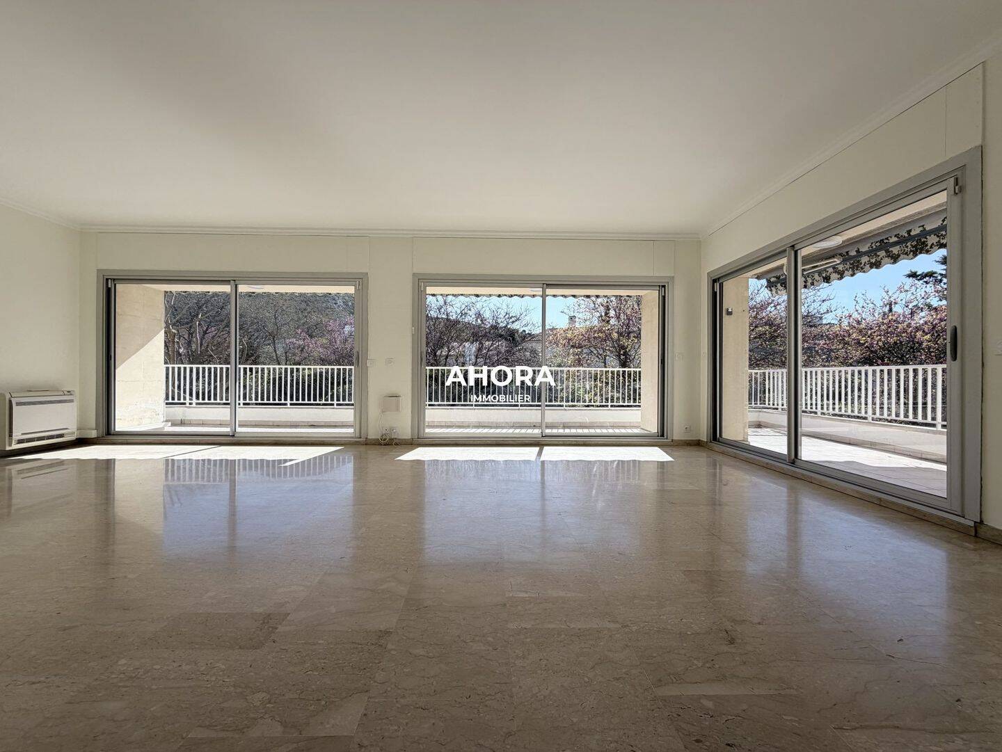 Appartement 4 pièces 118 m² · à Marseille 9ème Arrondissement · 118,3 m² · 2 300 €