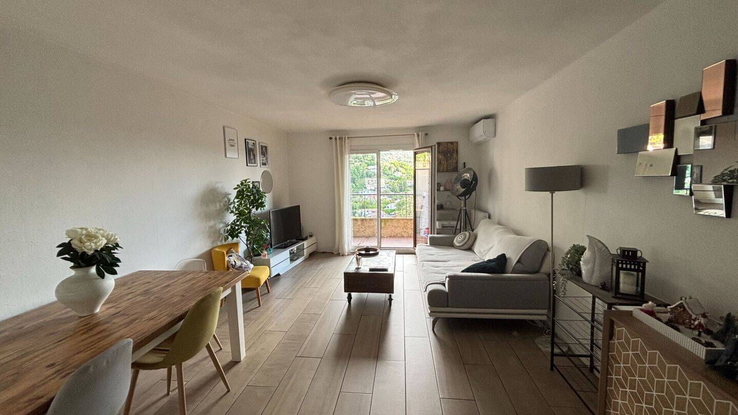 Appartement 3 pièces 71 m² · à Vence · 71 m² · 1 450 €