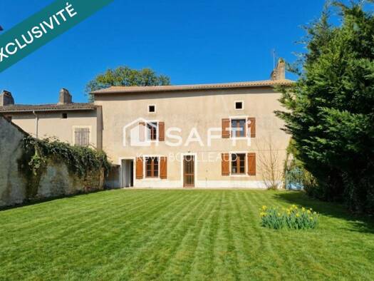 Maison à vendre 132 500 € 4 pièces 3 chambres 110 m² 2 071 m² de terrain Saint-Maixent-l'École 79400