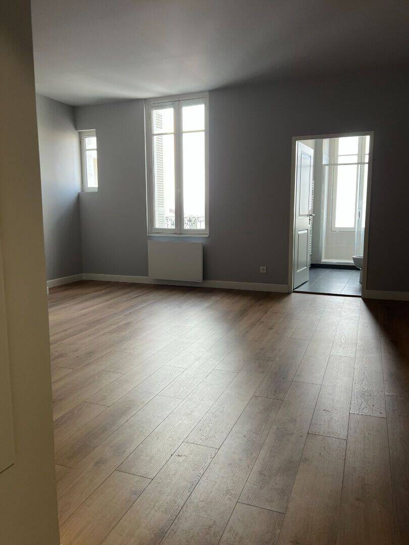 Appartement 1 pièce 31 m² · à Saintes · 31 m² · 465 €/mois