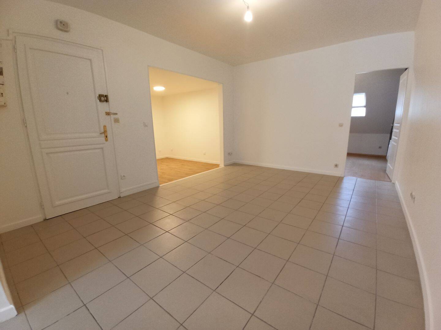 Appartement 2 pièces 48 m² · à Grenoble · 48,4 m² · 607 €