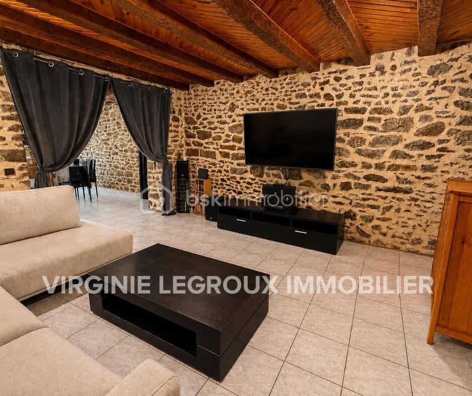 Maison 6 pièces 134 m² · à Ernée · 134 m² · 129 900 €