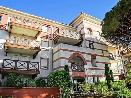 Appartement à vendre 189 000 € 2 pièces 1 chambre 24 m² 1er étage Le Mas Port Frejus Fréjus 83600