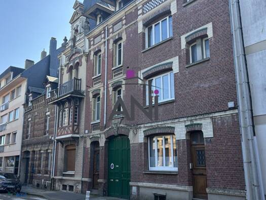 Appartement à vendre 180 000 € 5 pièces 3 chambres 105,7 m² Étage 1/3 Dieppe 76200
