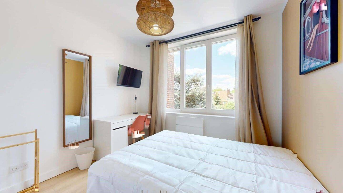 1 pièce 15 m² · à Lille · 15 m² · 435 €