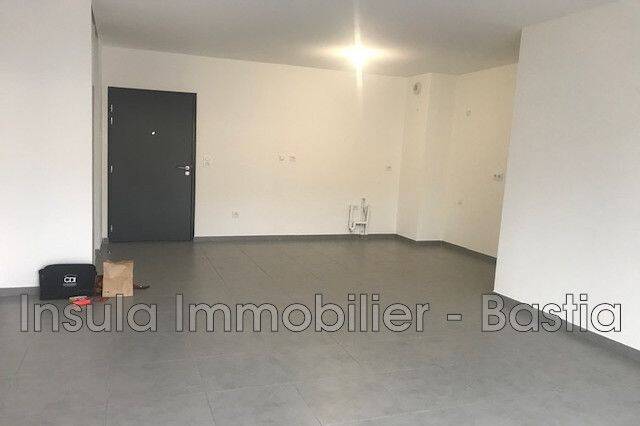 Appartement 3 pièces 64 m² · à Borgo · 64,4 m² · 811 €/mois