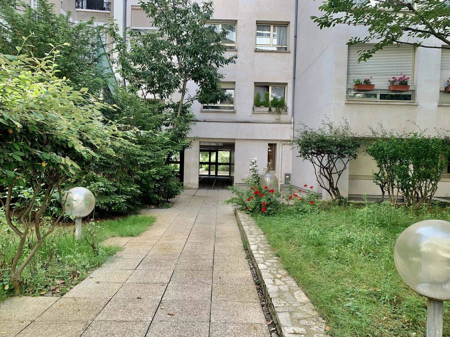 Appartement 1 pièce 35 m² · à Paris 7ème · 35 m² · 1 458 €/mois