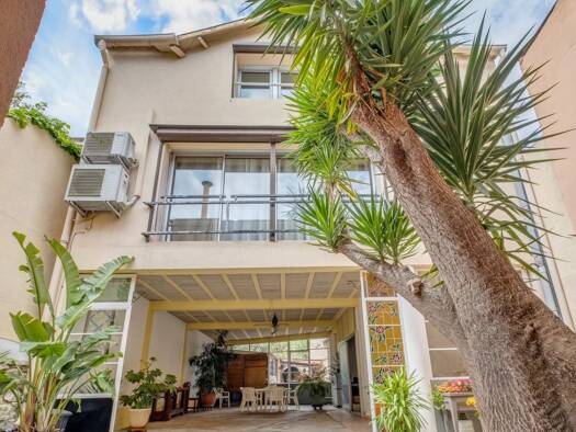 Maison à vendre 865 000 € 8 pièces 4 chambres 303 m² 242 m² de terrain Bonneveine Marseille 8ème arrondissement 13008