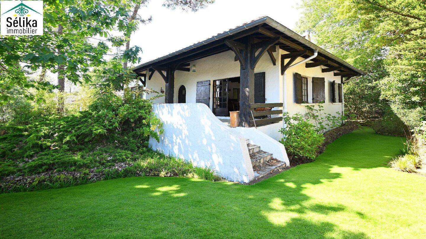 Maison 8 pièces 147 m² · à Arcachon · 146,6 m² · 1 045 000 €