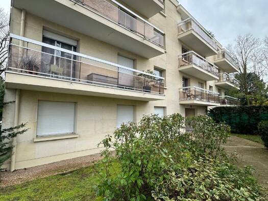 Appartement à vendre 425 000 € 3 pièces 2 chambres 63 m² Étage 1/3 Les Cotes Maisons-Laffitte 78600