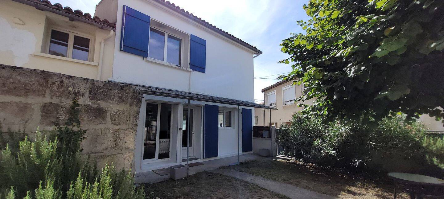 Maison 6 pièces 108 m² · à Saint-Jean-d'Angély · 108 m² · 187 000 €