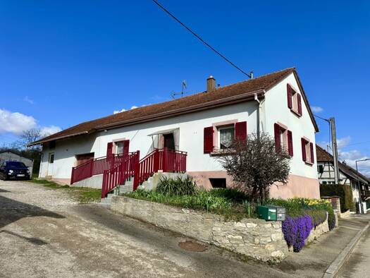 Maison à vendre 187 000 € 4 pièces 2 chambres 75 m² 460 m² de terrain Steinbrunn-le-Haut 68440