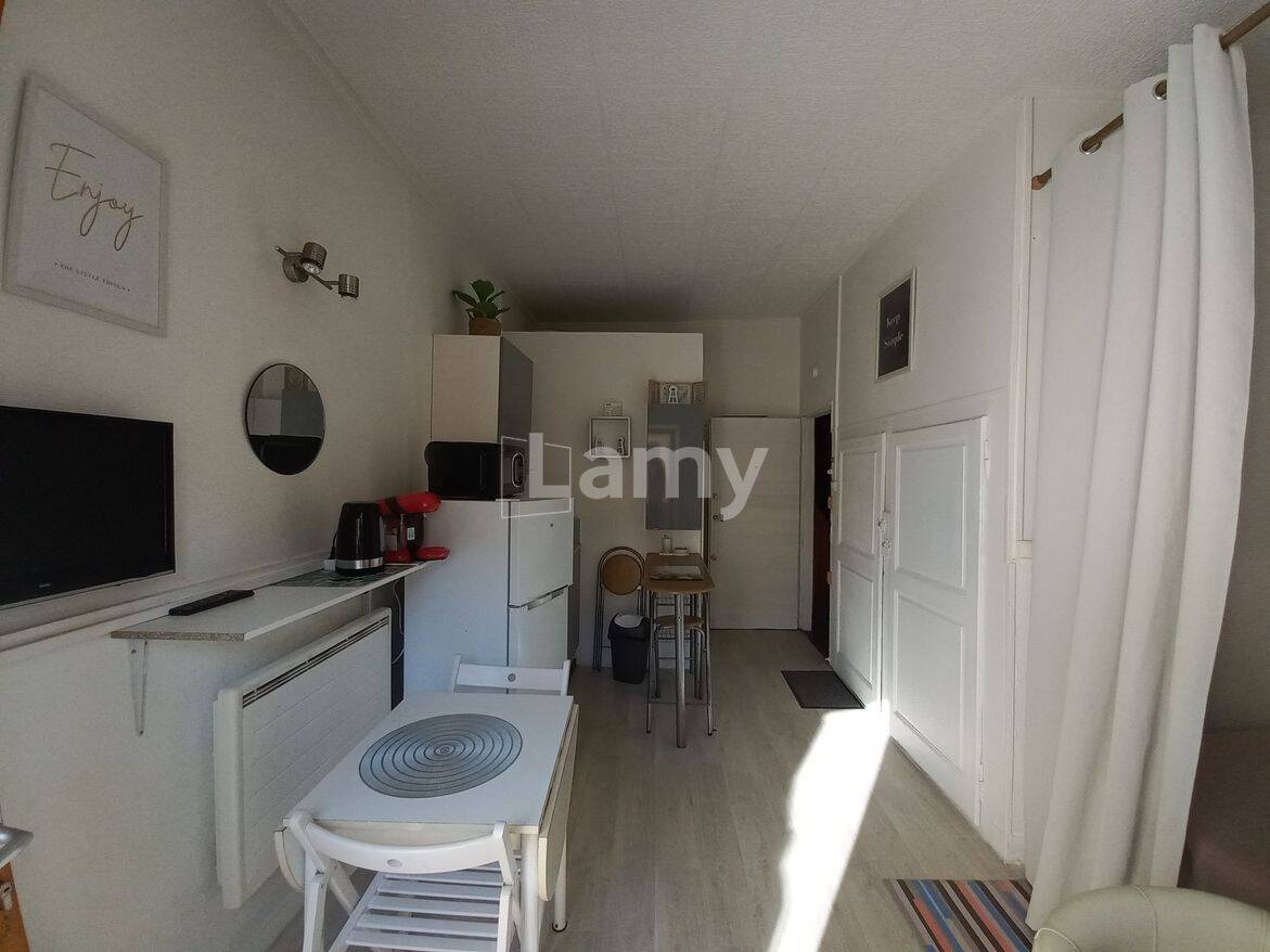 Appartement 1 pièce 17 m² · à Chambéry · 17,4 m² · 417 €