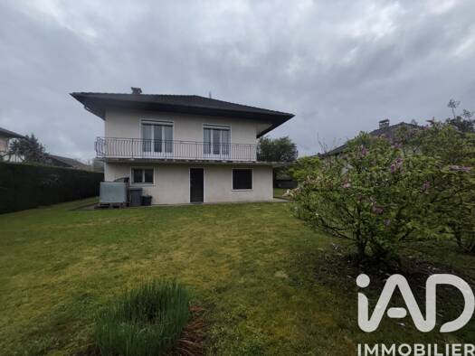 Maison à vendre 470 000 € 4 pièces 3 chambres 122 m² 836 m² de terrain Nord Est La Ravoire 73490