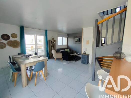 Appartement à vendre 233 000 € 3 pièces 2 chambres 72 m² Étage 3/3 Le Fief-La Garenne Royan 17200