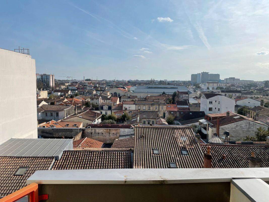 Appartement 1 pièce 19 m² · à Bordeaux · 19 m² · 590 €