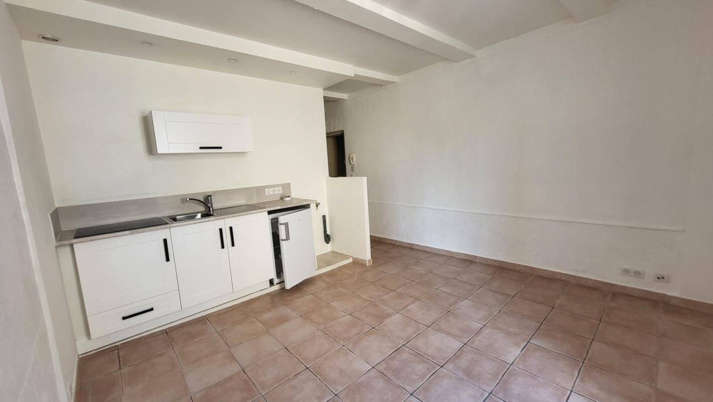 Appartement 1 pièce 19 m² · à Salon-de-Provence · 19 m² · 507 €