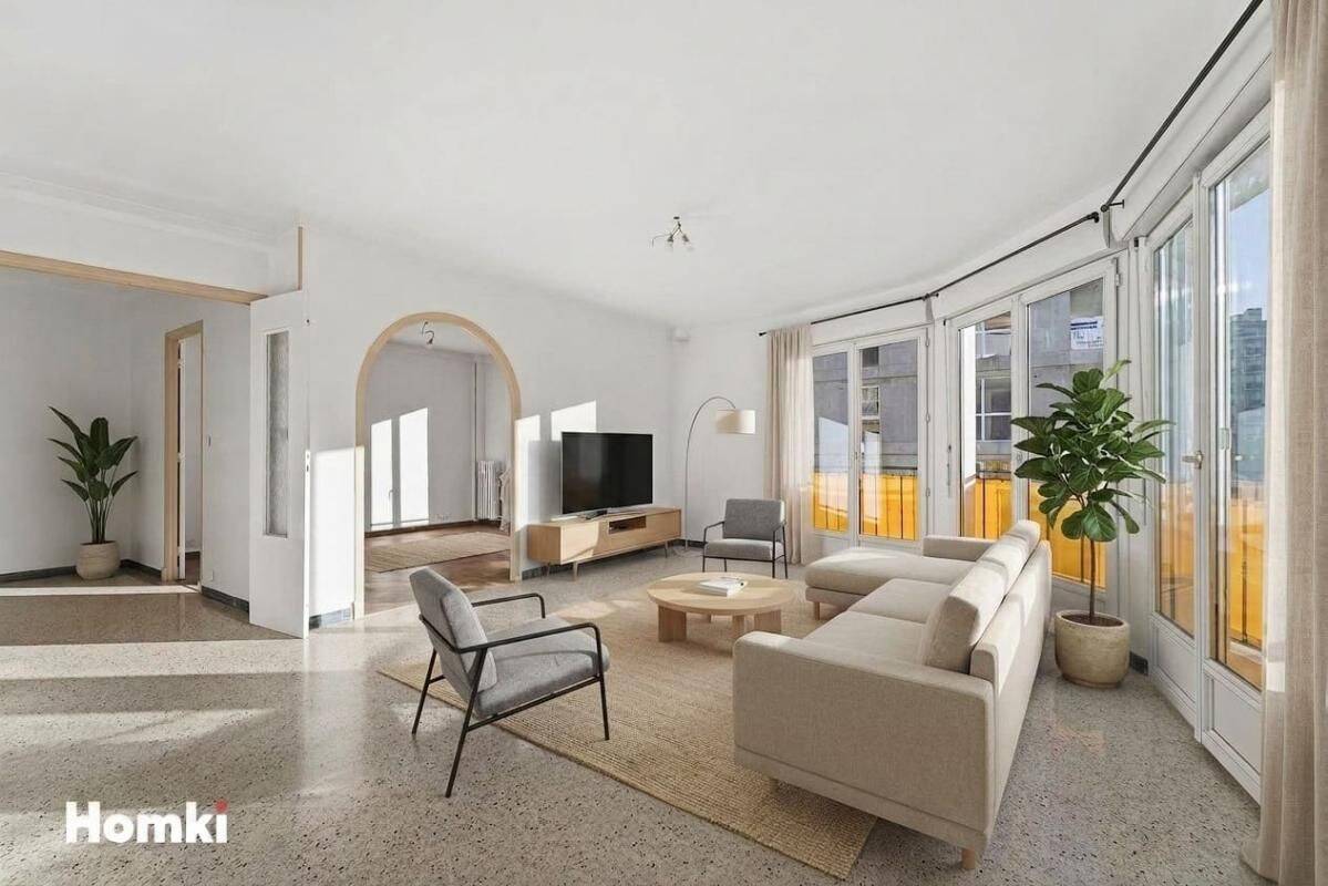 Appartement 4 pièces 106 m² · à Saint-Laurent-du-Var · 106 m² · 430 000 €